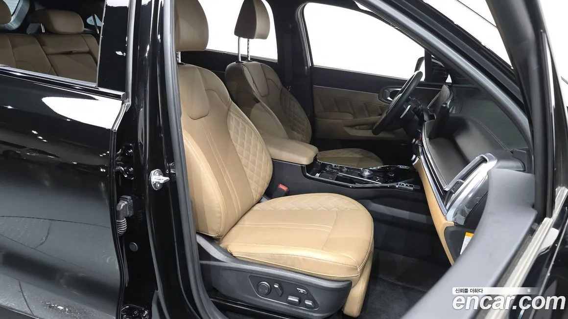 Kia Sorento — фото 10