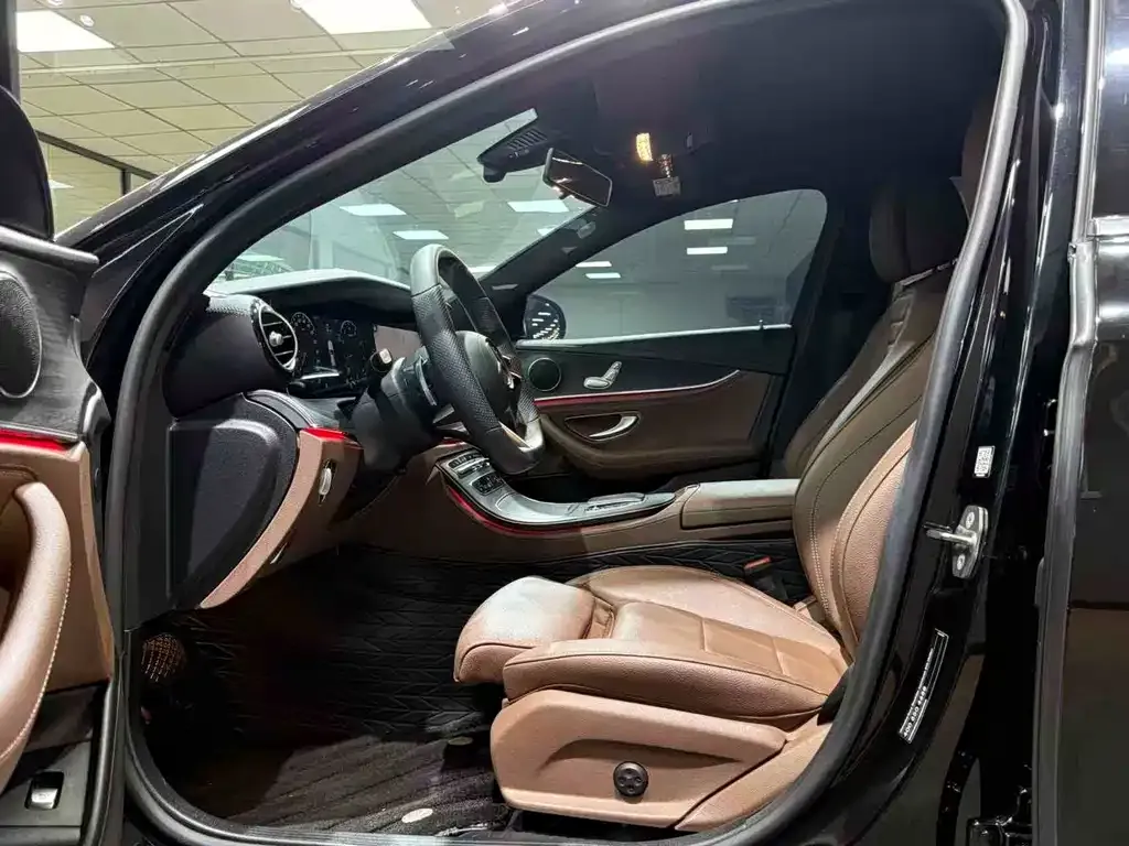 Mercedes-Benz E-Class 2022 из CN, фото 4