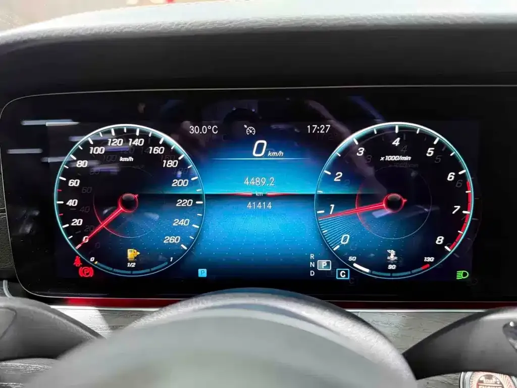 Mercedes-Benz E-Class 2022 из CN, фото 5