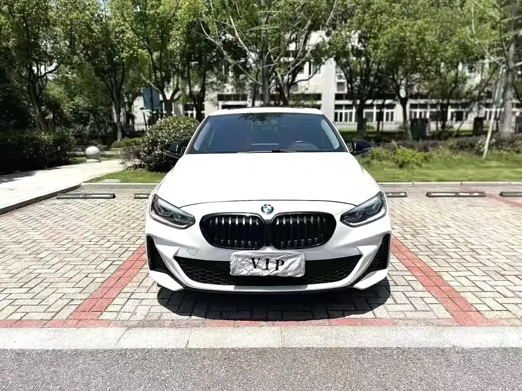 BMW 1 Series 2021 из CN, фото 2