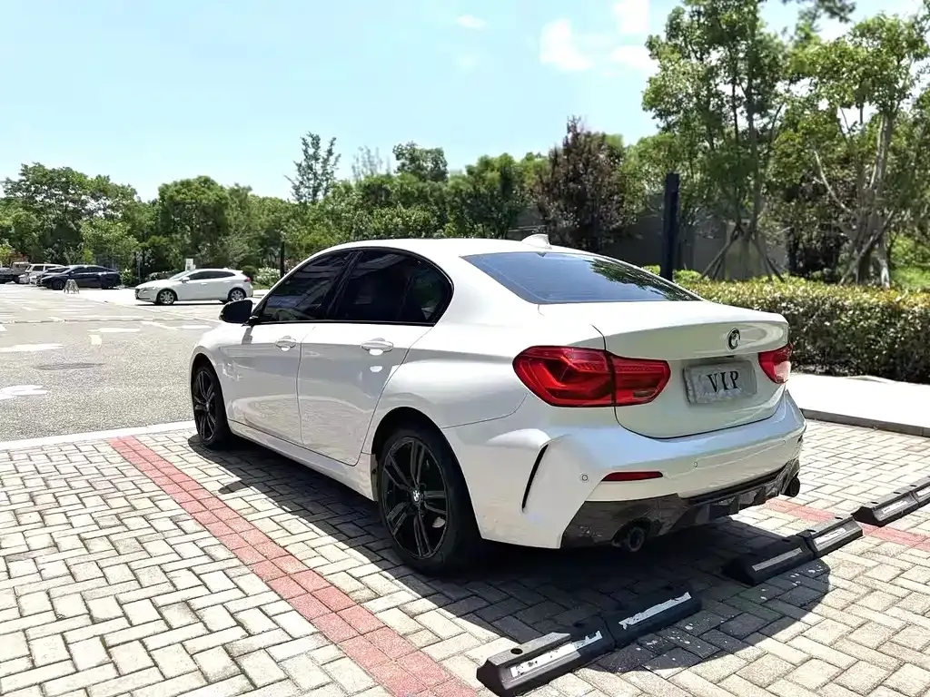 BMW 1 Series 2021 из CN, фото 7