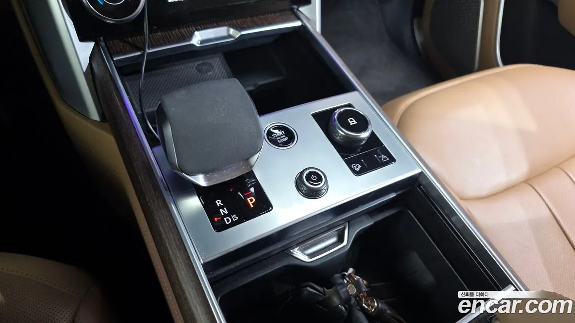 Land Rover Range Rover 2023 из KR, фото 9