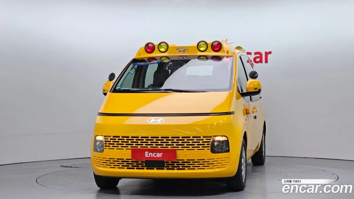 Hyundai Staria — фото 3