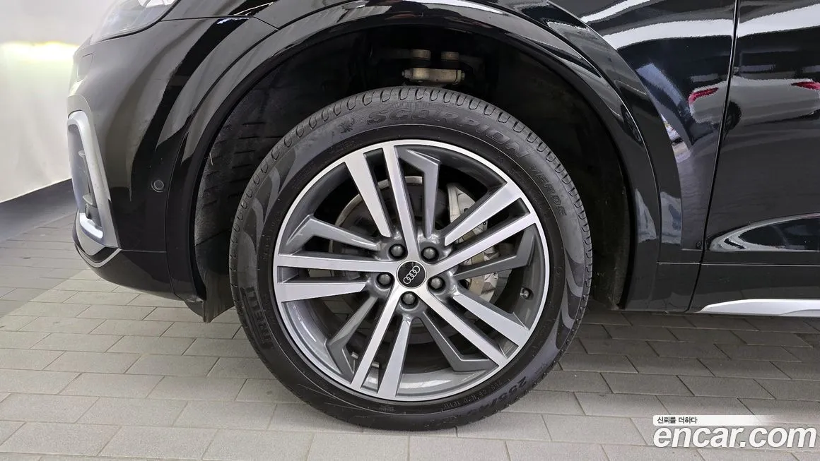 Audi Q5 2023 из KR, фото 5