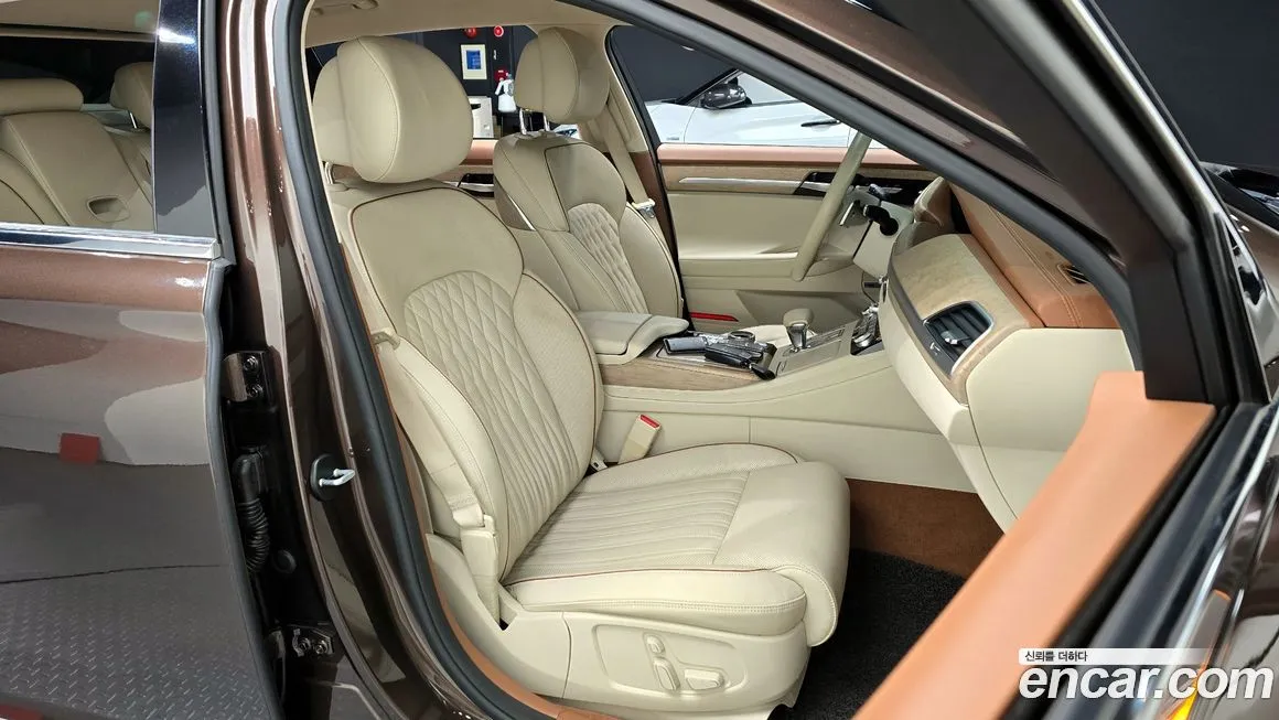 Genesis G90 — фото 10