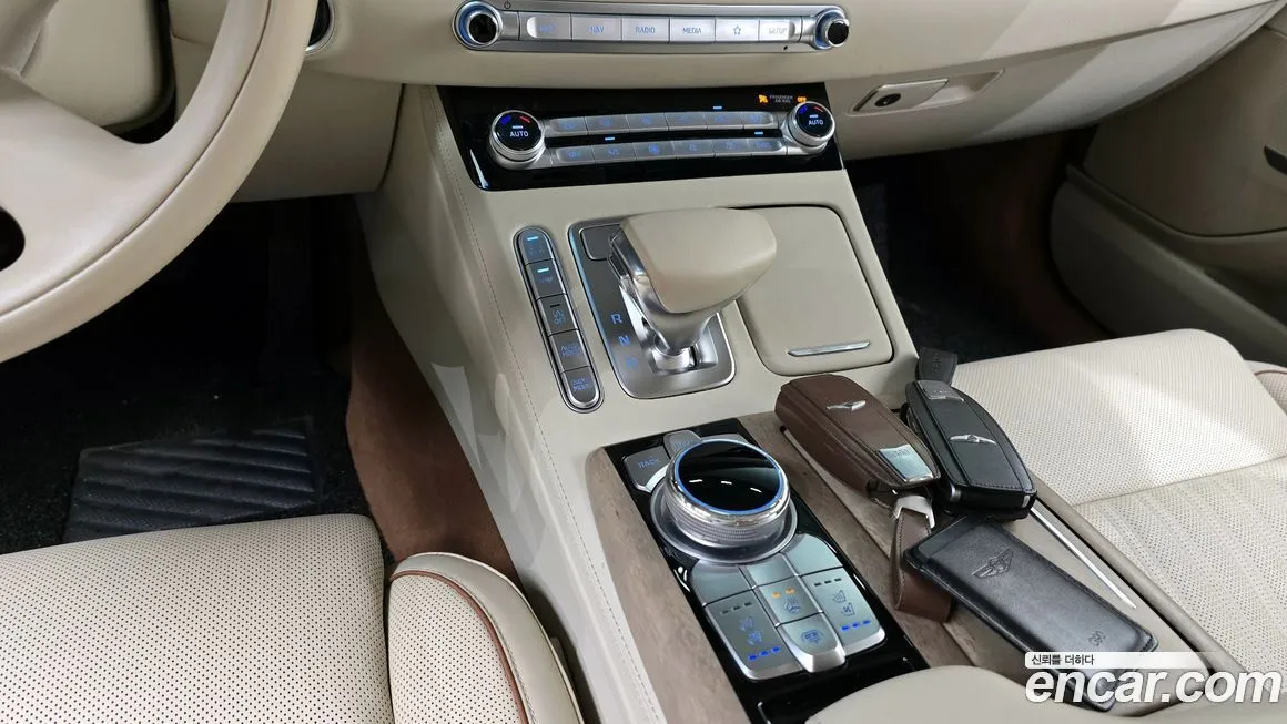 Genesis G90 — фото 9