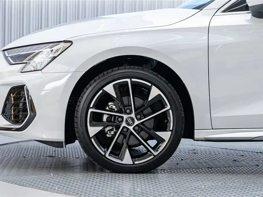 Audi A3 2025 из CN, фото 8
