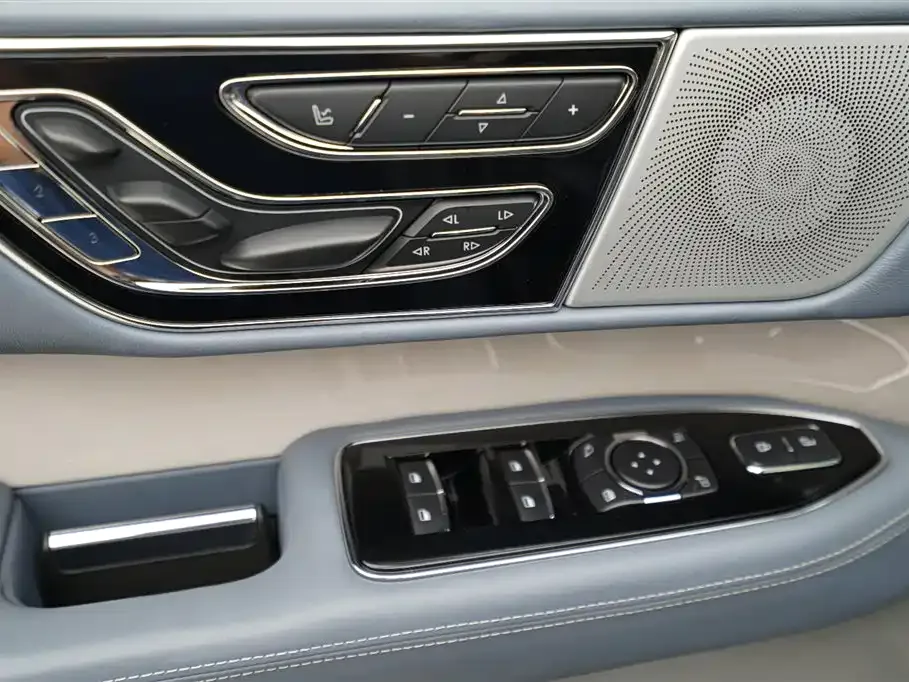 Lincoln Navigator 2021 из CN, фото 6