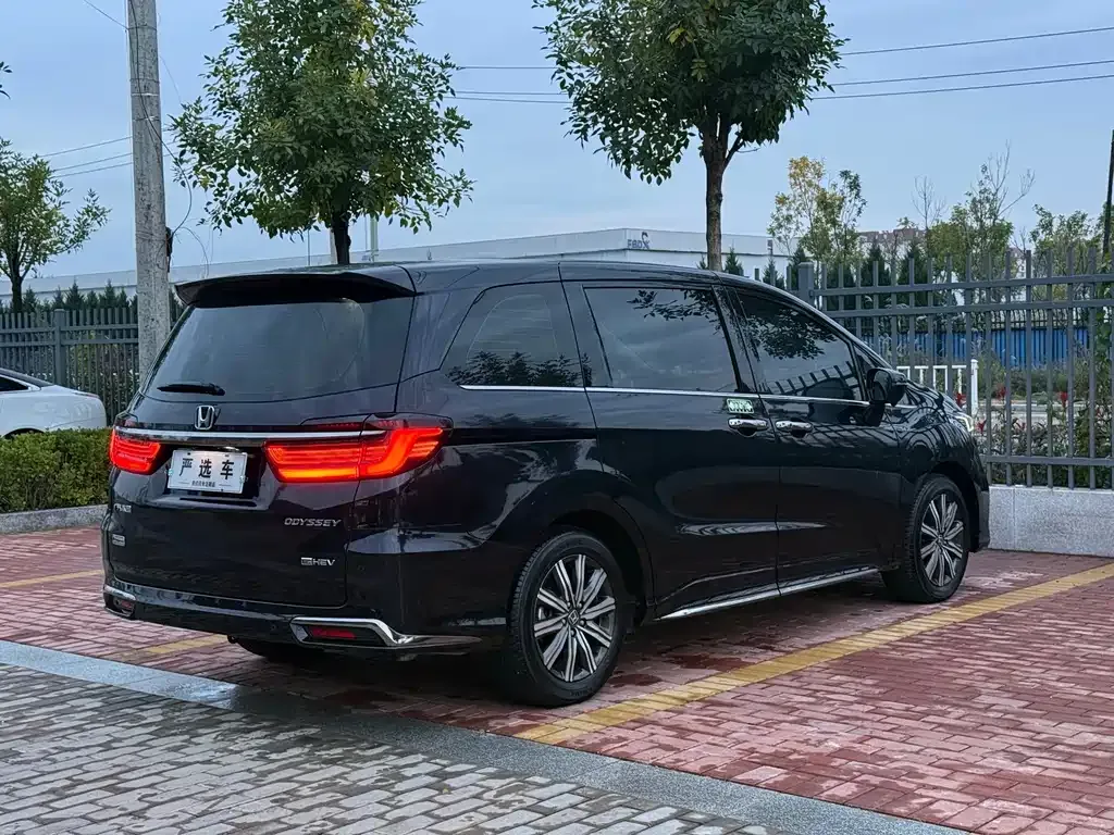 Honda Odyssey 2024 из CN, фото 9