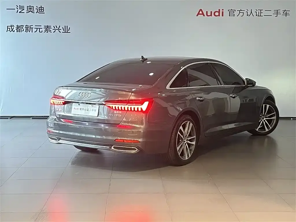Audi A6L 2021 из CN, фото 4
