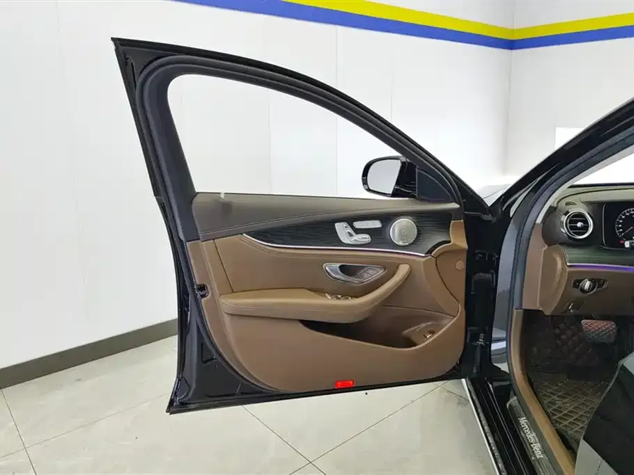 Mercedes-Benz E-Class 2023 из CN, фото 7