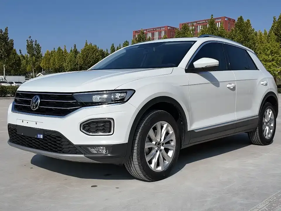 Volkswagen T-Roc 2023 из CN, фото 1