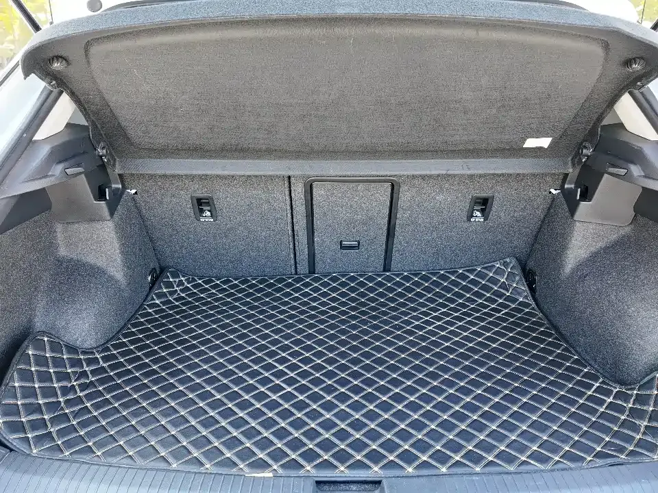 Volkswagen T-Roc 2023 из CN, фото 9