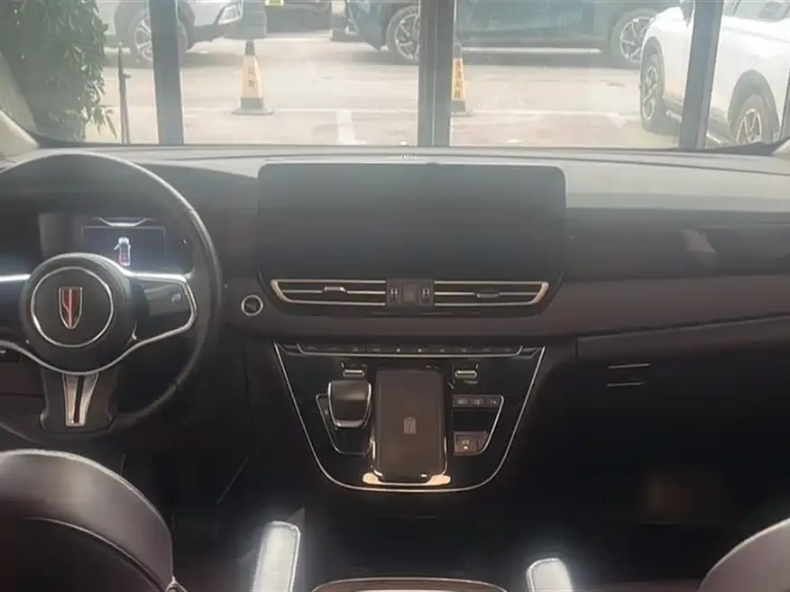 Hongqi HQ9 2023 из CN, фото 4