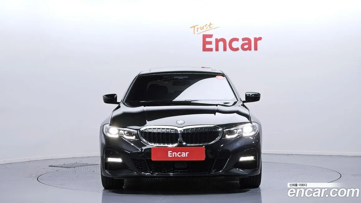 BMW 3-Series 2022 из KR, фото 3