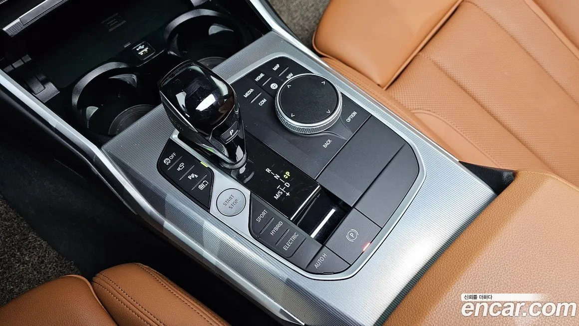 BMW 3-Series 2022 из KR, фото 9