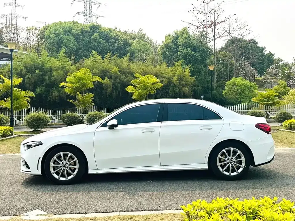 Mercedes-Benz A-Class 2021 из CN, фото 7