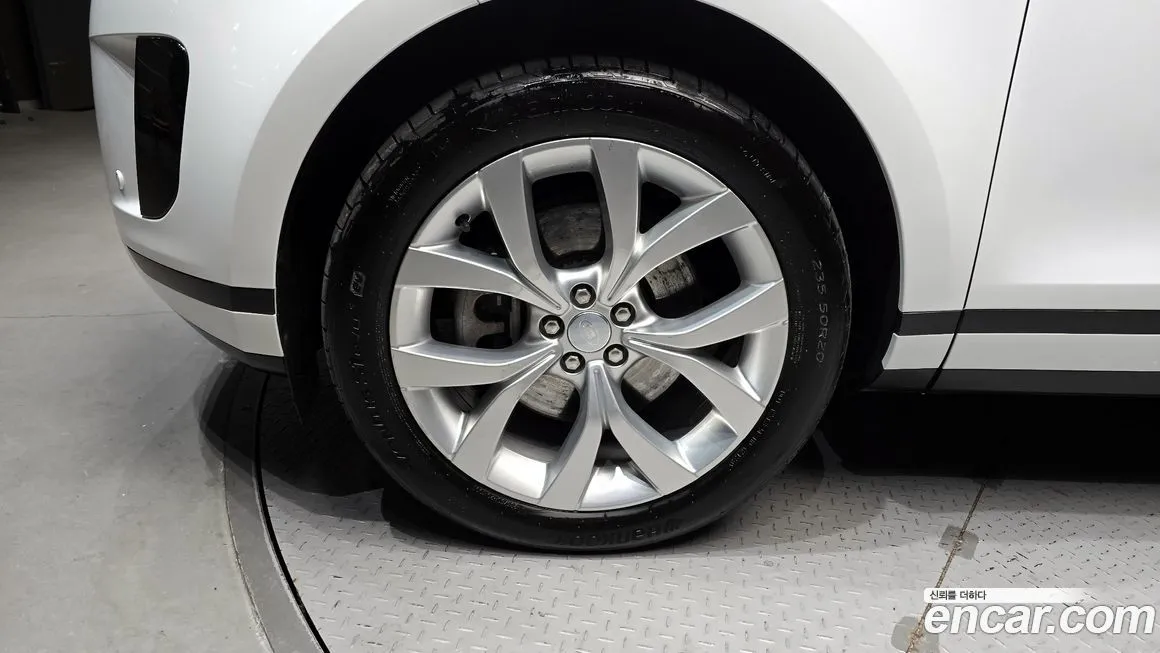 Land Rover Range Rover Evoque 2023 из KR, фото 5