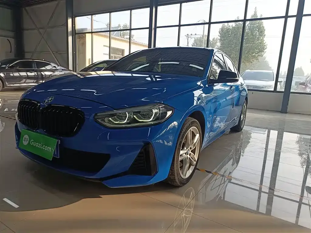 BMW 1 Series 2021 из CN, фото 2