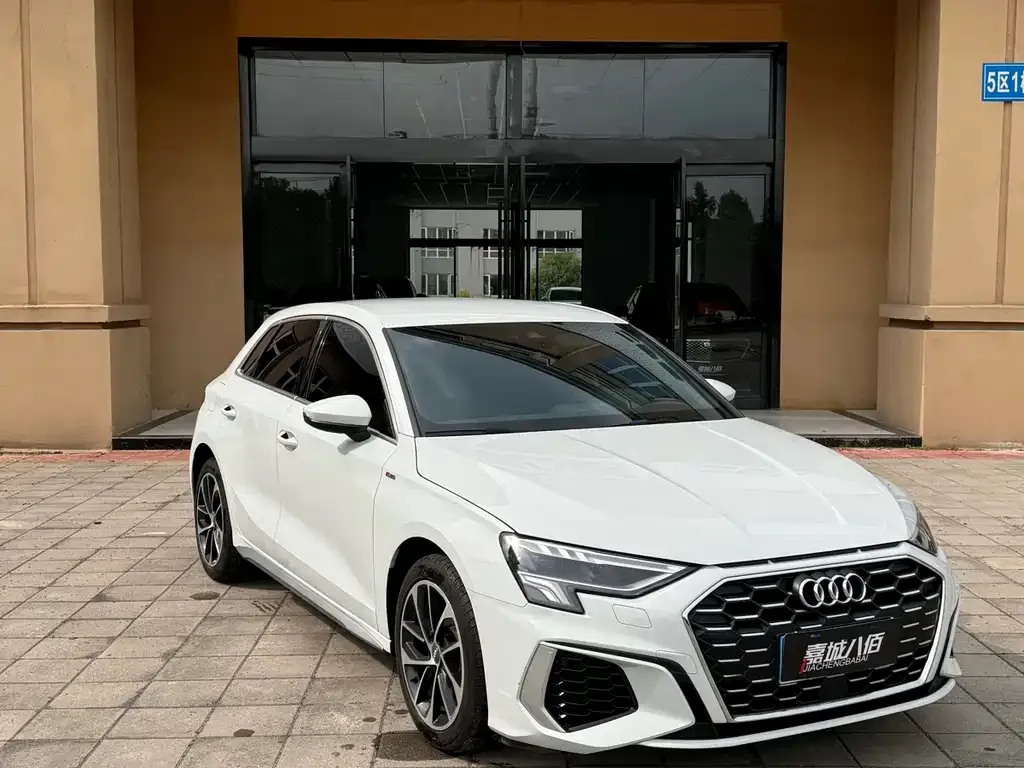 Audi A3 2021 из CN, фото 2