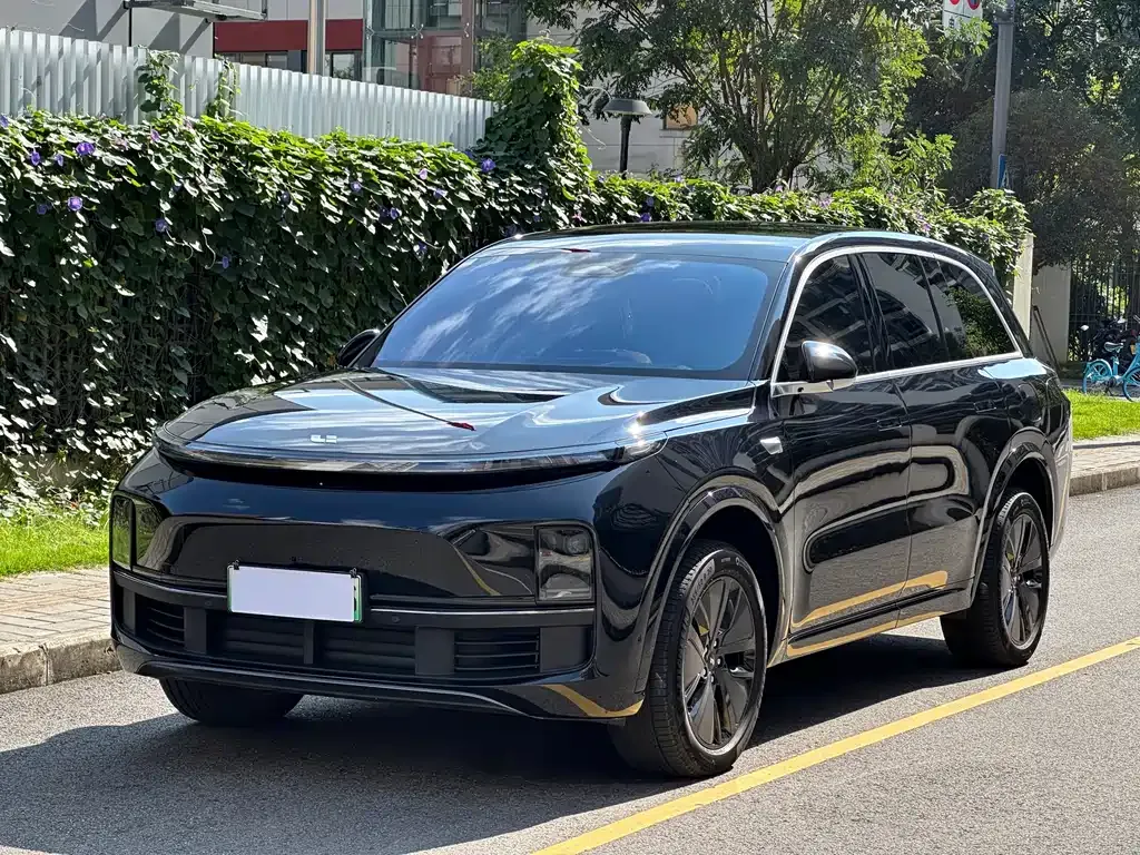 Li Auto L8 2024 из CN, фото 1