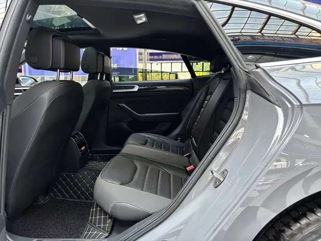 Volkswagen CC 2022 из CN, фото 10