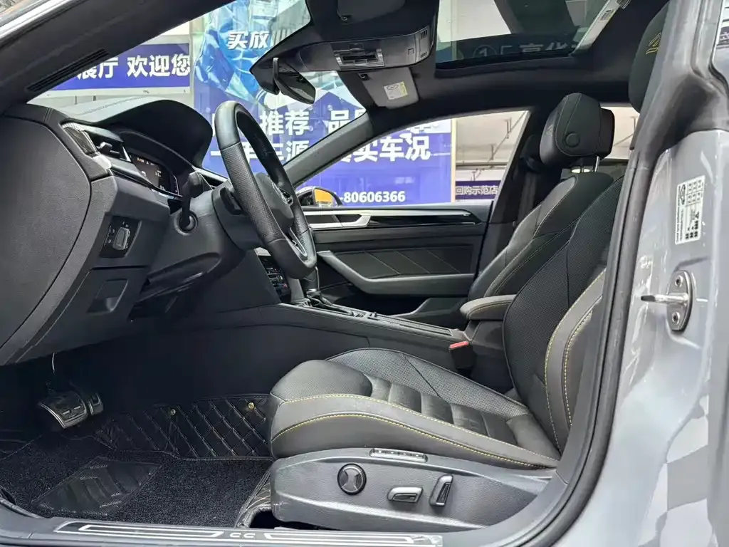 Volkswagen CC 2022 из CN, фото 4