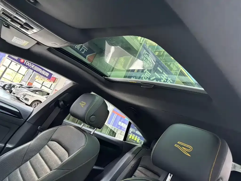 Volkswagen CC 2022 из CN, фото 8