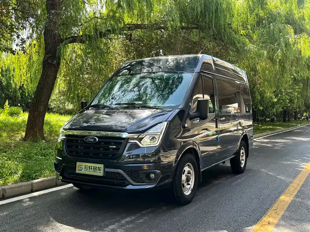 Ford Transit Custom 2022 из CN, фото 1