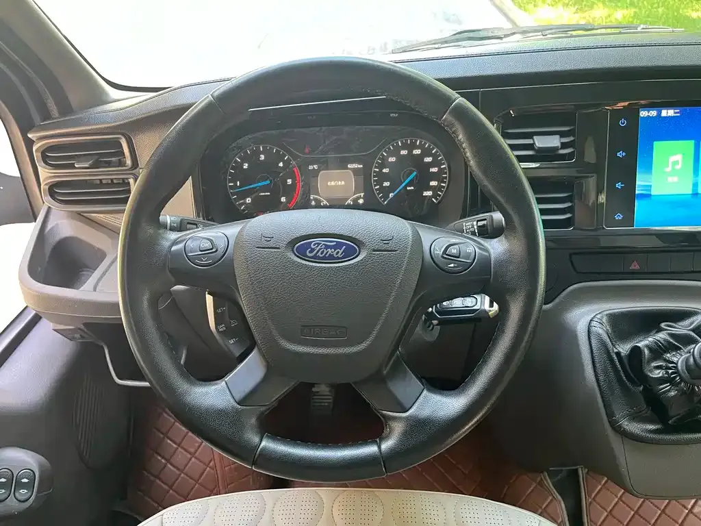Ford Transit Custom 2022 из CN, фото 10