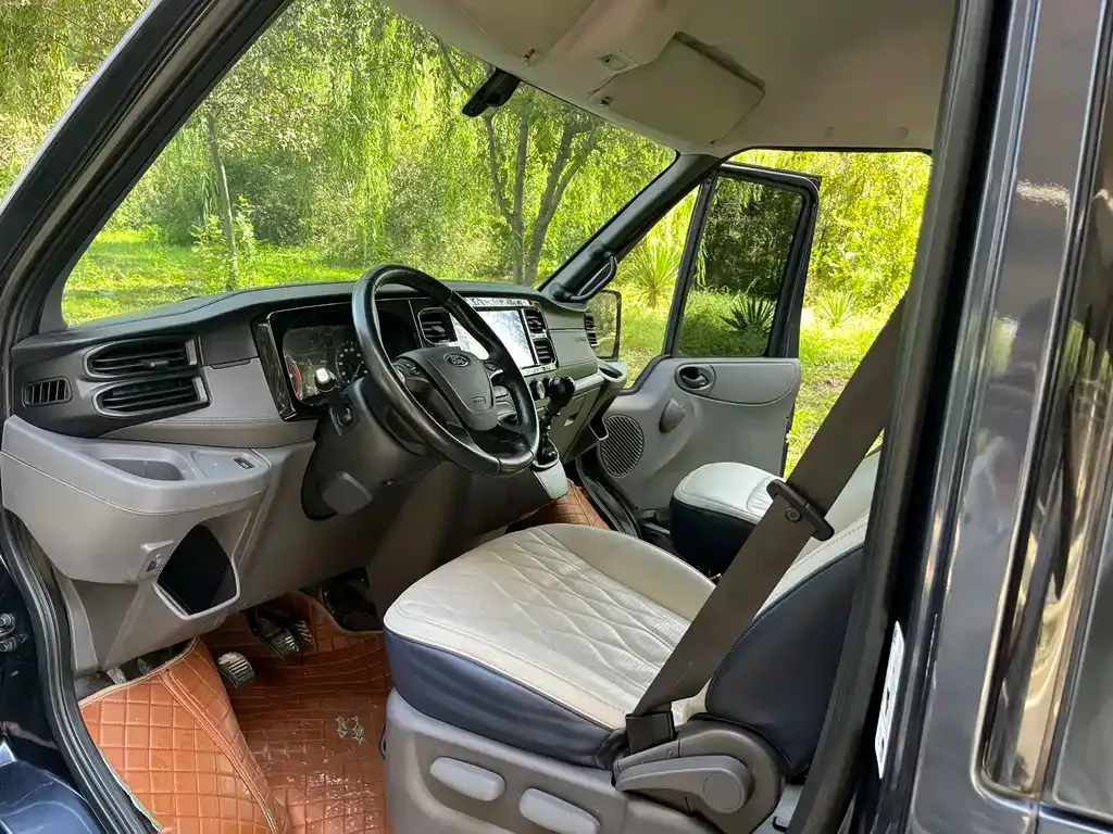 Ford Transit Custom 2022 из CN, фото 4