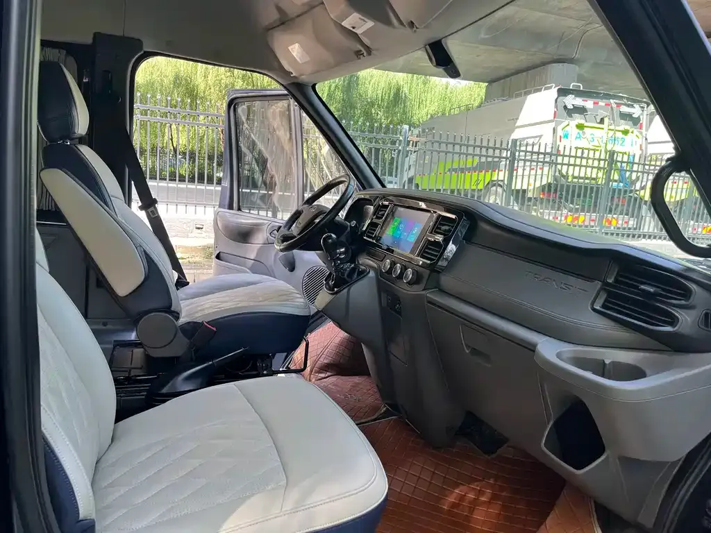 Ford Transit Custom 2022 из CN, фото 5