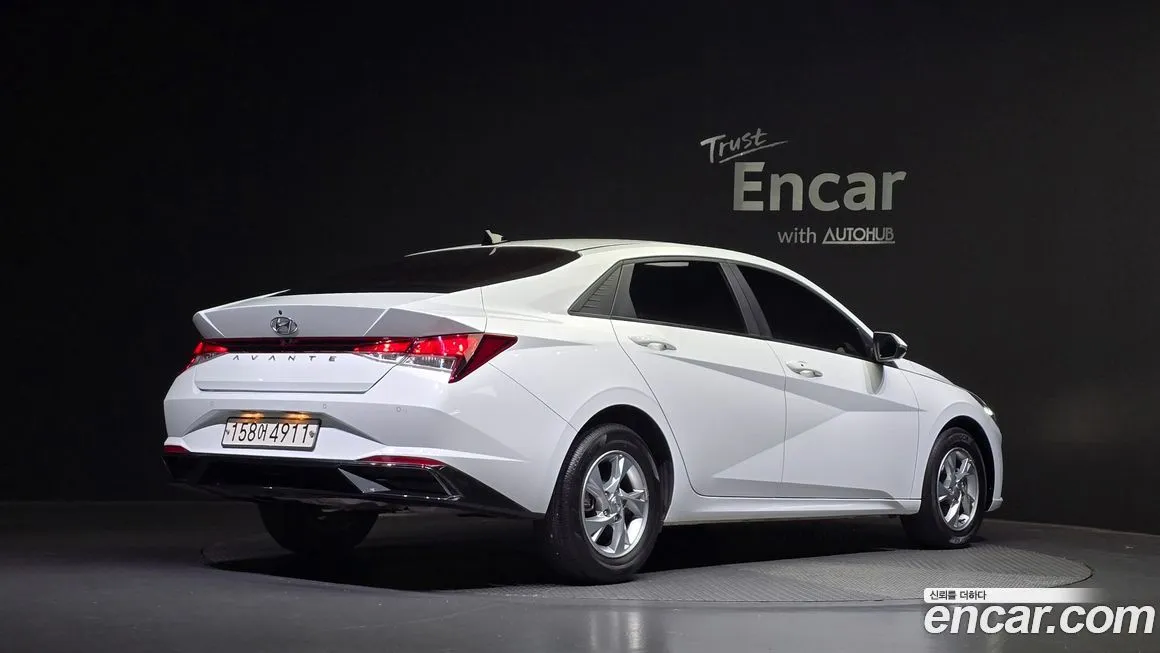 Hyundai AVANTE — фото 2