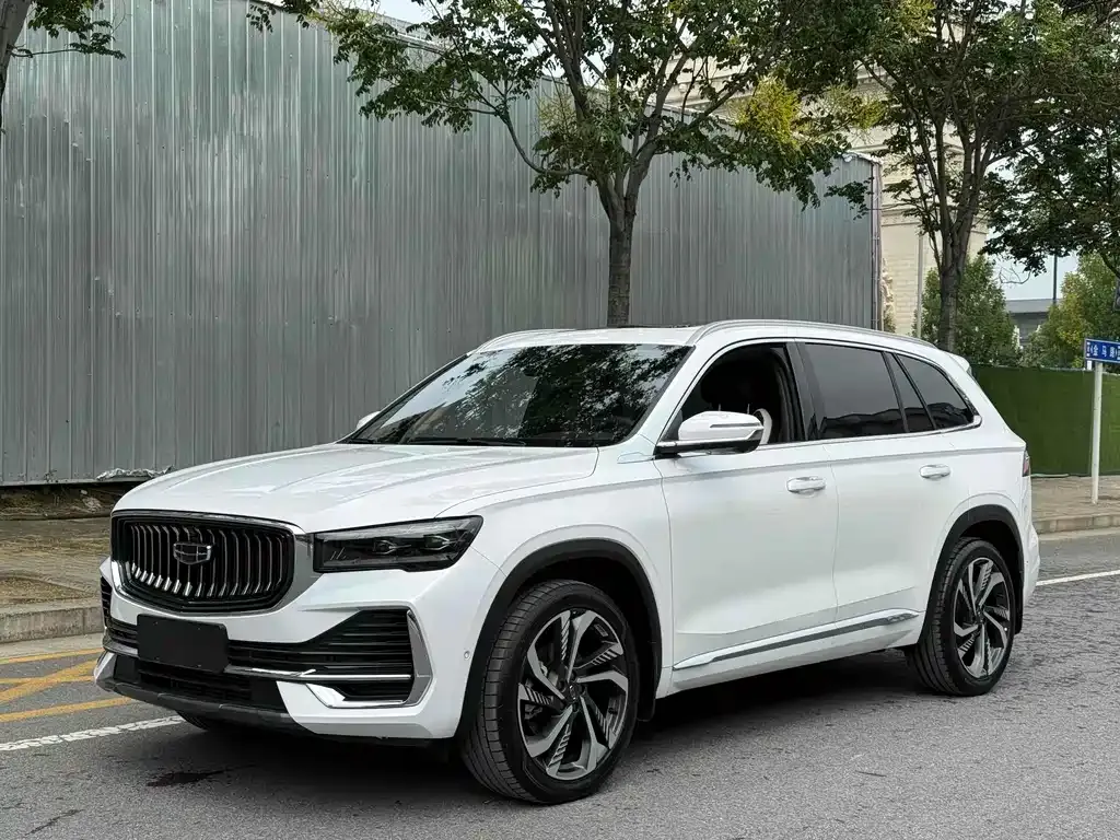 Geely Xingyue L — фото 1