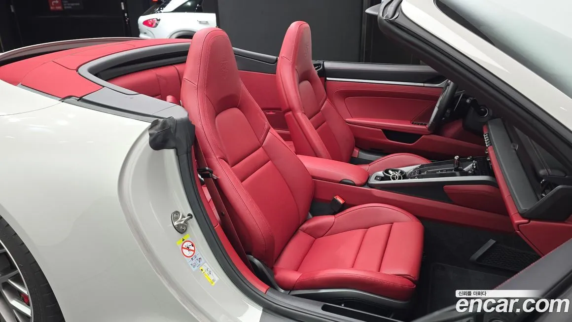 Porsche 911 2024 из KR, фото 10