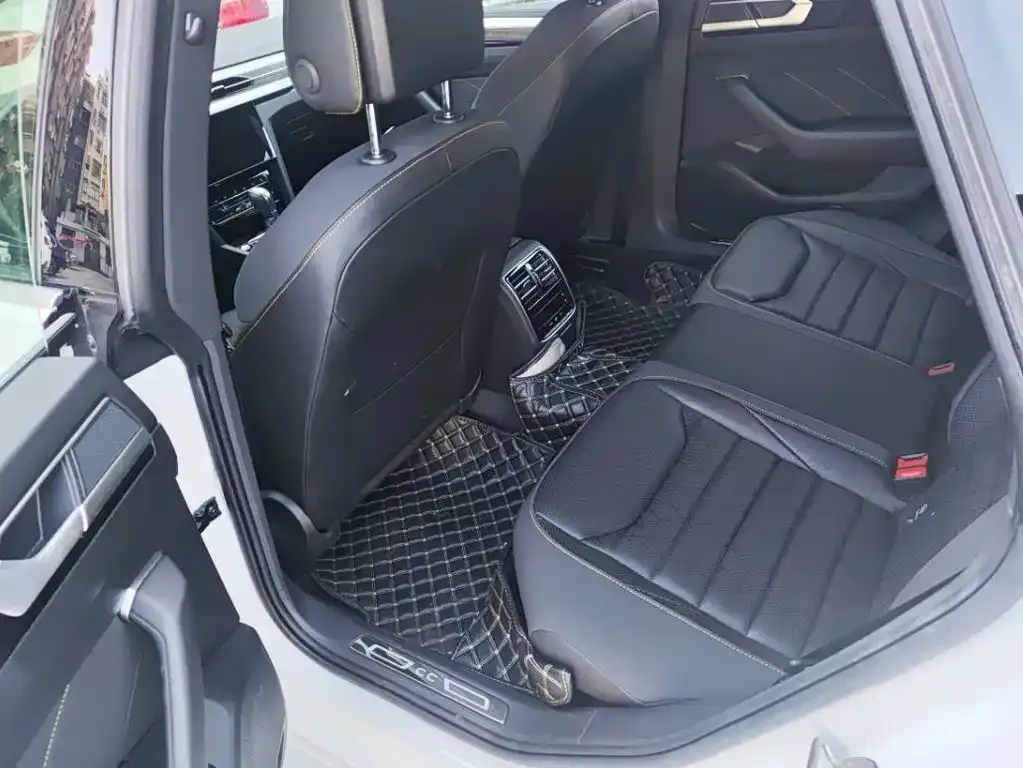 Volkswagen CC 2024 из CN, фото 4