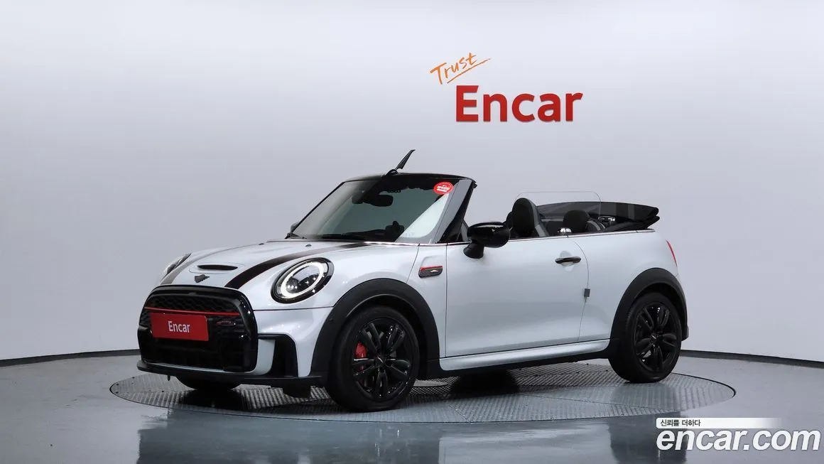 Mini Cooper Convertible — фото 1