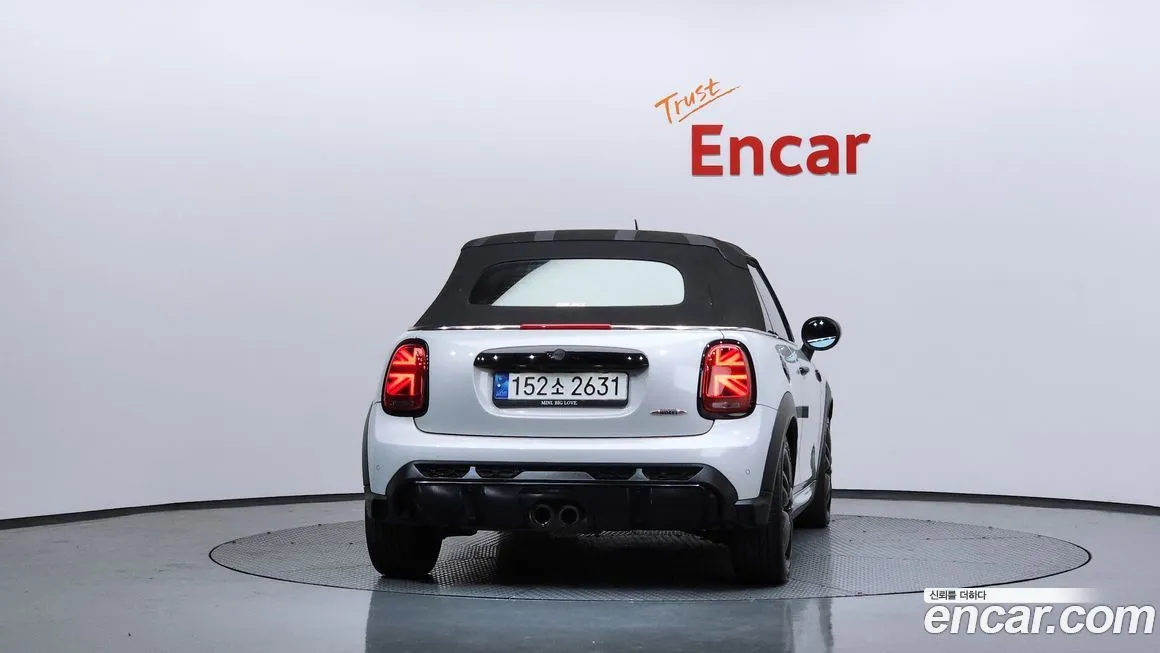 Mini Cooper Convertible — фото 4