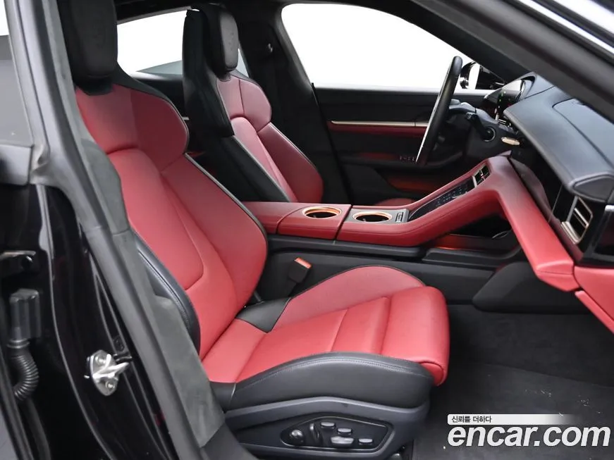 Porsche Taycan 2025 из KR, фото 10