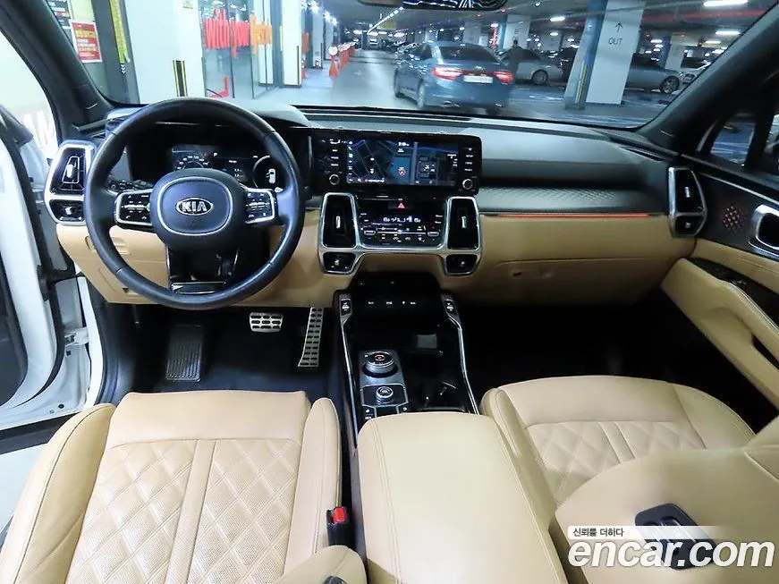 Kia Sorento — фото 10