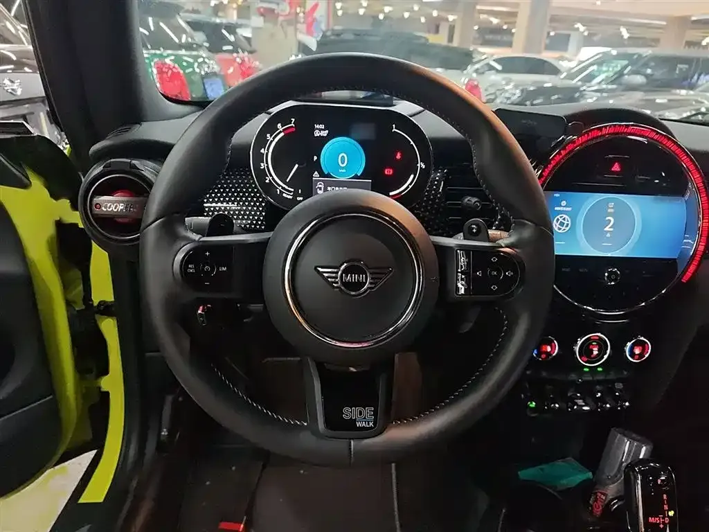 MINI Cooper (3-door) 2022 из CN, фото 3