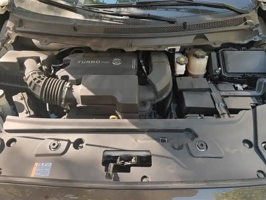 Buick GL8 2023 из CN, фото 10