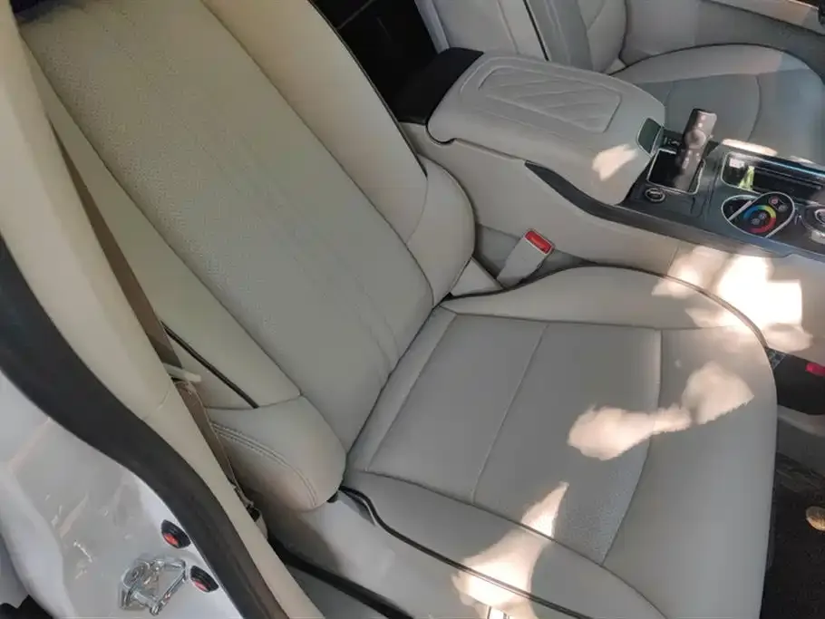 Buick GL8 2023 из CN, фото 8