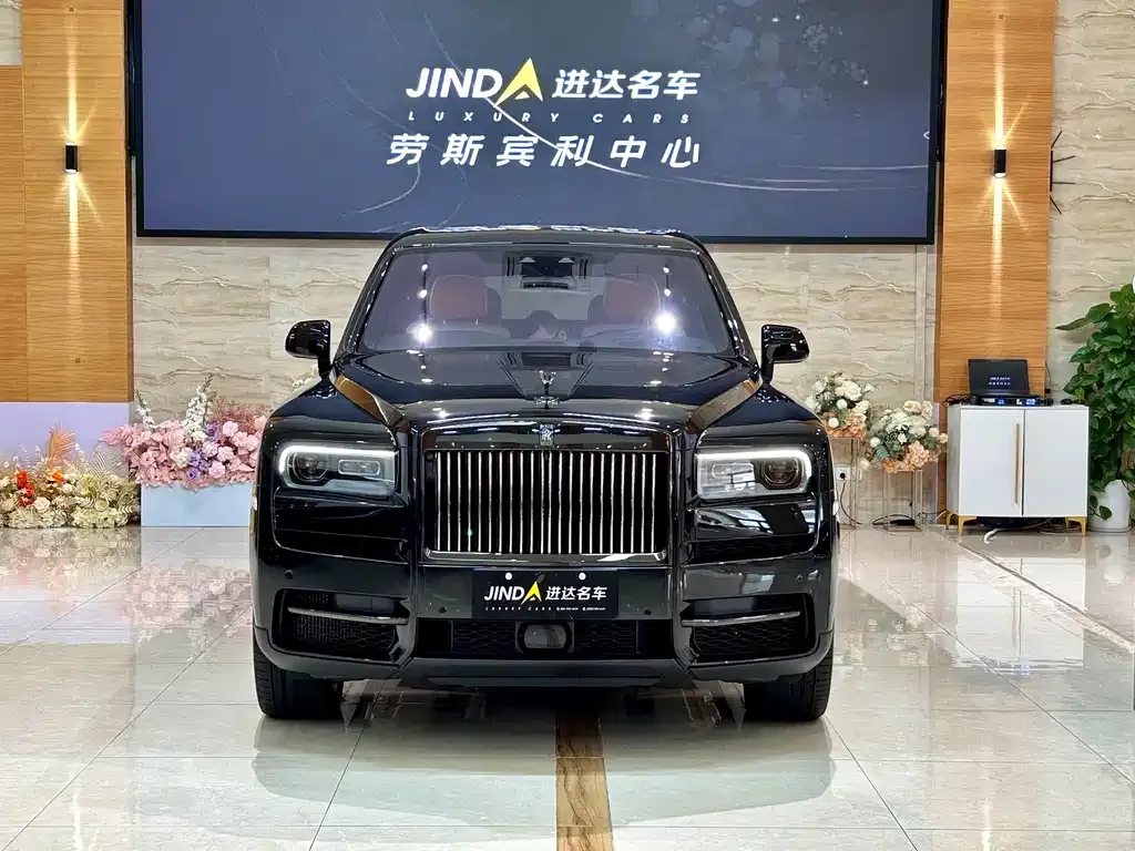 Rolls-Royce Cullinan — фото 1