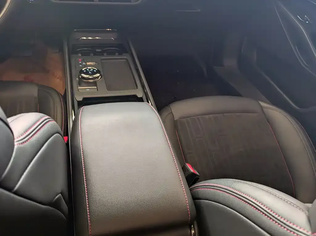 Ford Mondeo 2024 из CN, фото 8