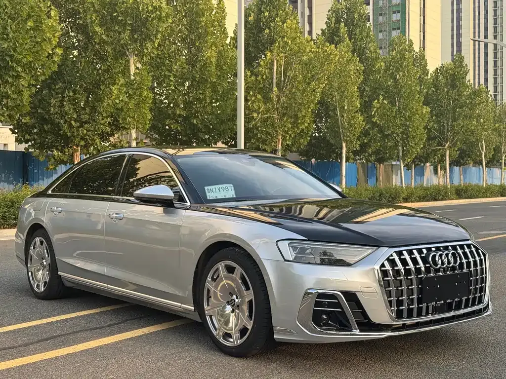 Audi A8 2021 из CN, фото 2