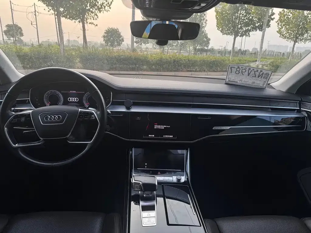 Audi A8 2021 из CN, фото 6