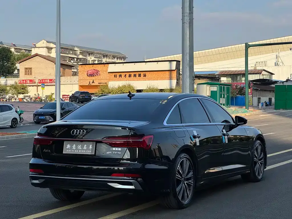 Audi A6L 2024 из CN, фото 6