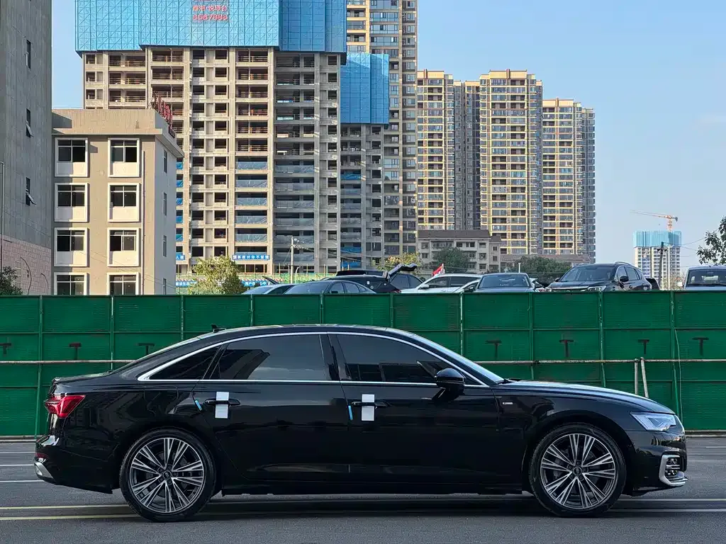 Audi A6L 2024 из CN, фото 7