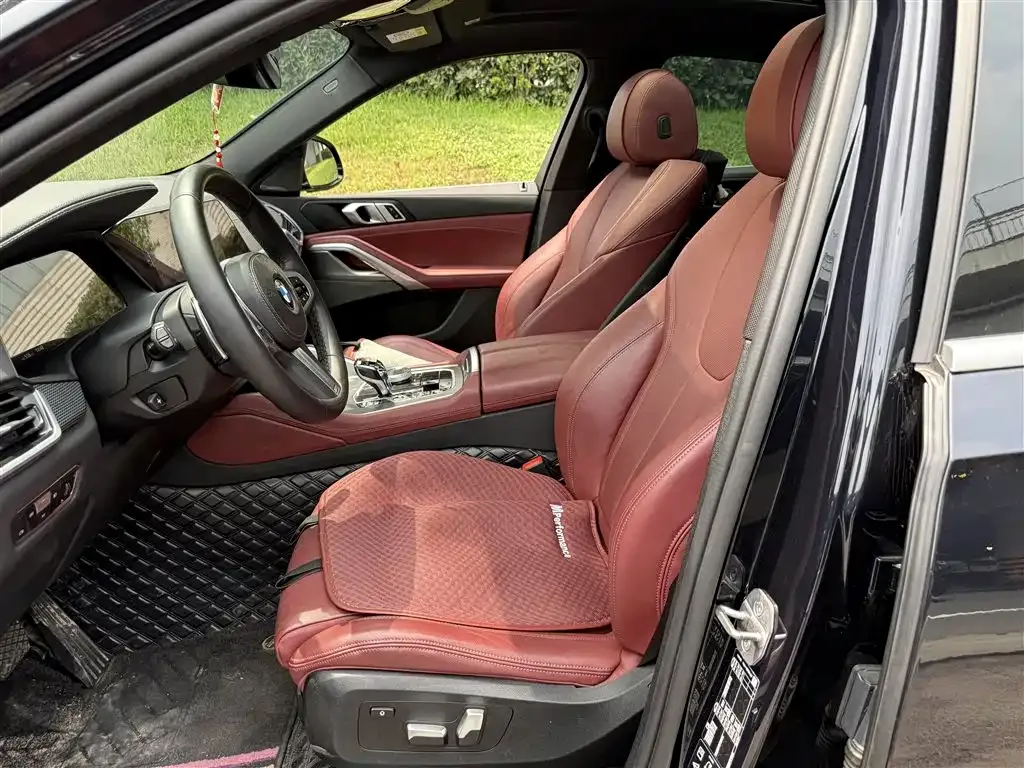 BMW X6 2023 из CN, фото 8